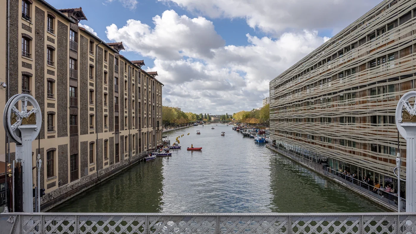 Vue sur le bassin de la Villette