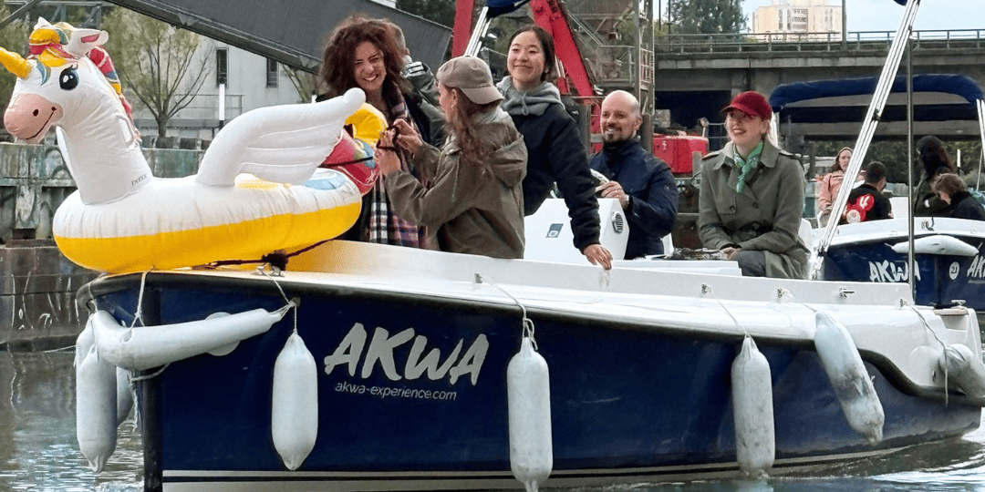 CSE Paris Offer | Electric Boat Tour with AKWA - CSE Paris Electric Boat Offer